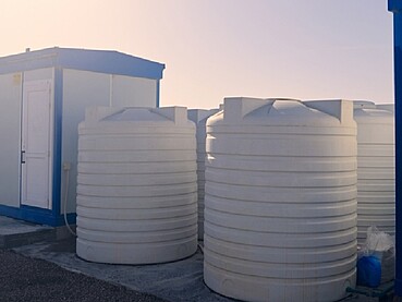 Winter Water Tank Hygiene in UAE: Why Cooler Temperatures Don’t Eliminate Bacteria and Biofilm